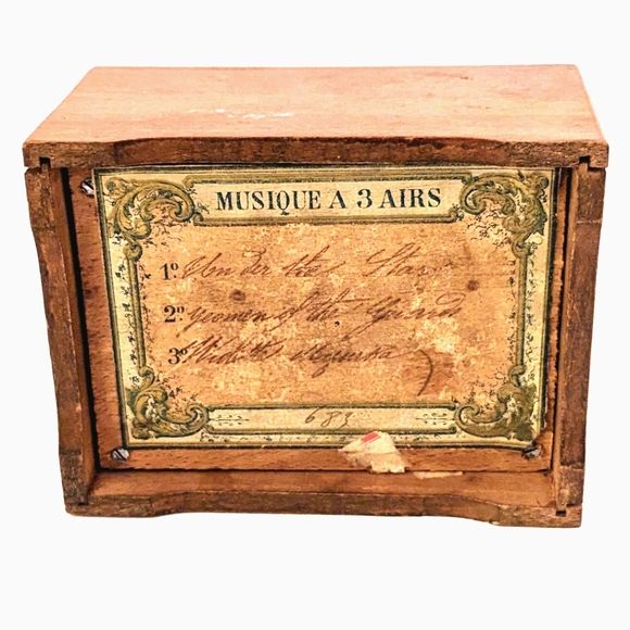 Antique French Top-Crank Music Box – Three-Song Hand-Operated Walnut Box - Picture 2 of 2